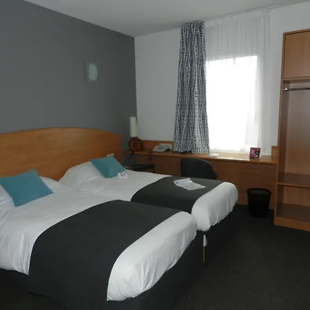 Brit Hotel Confort Bressuire Hotel